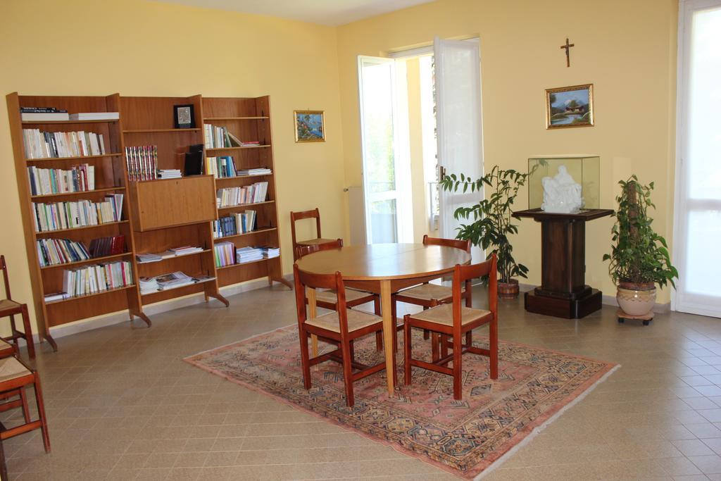 Armeno Centro Di Spiritualita Maria Candida מראה חיצוני תמונה